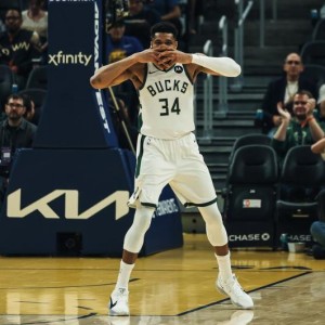 B体育官方链接-字母31+8+11难救主，小哈达威替补5记三分，超级残阵掘金力克雄鹿