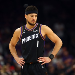 BSPORTS-布克：我的脚踝没问题 不知道多特是否故意绊倒我&amp;我看到他伸腿了