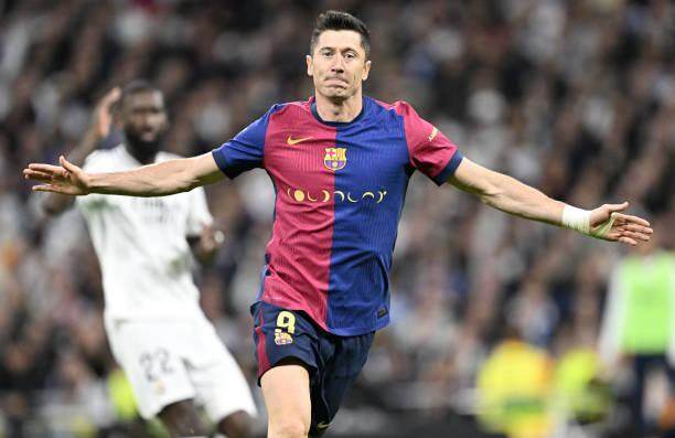 1729995131722075969.jpg 2180495105-612x612.jpg